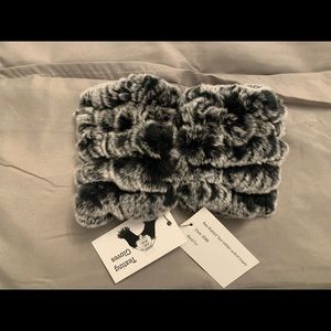 Surell genuine rabbit fur fingerless texting gloves,$120,brand new! Luxurious!